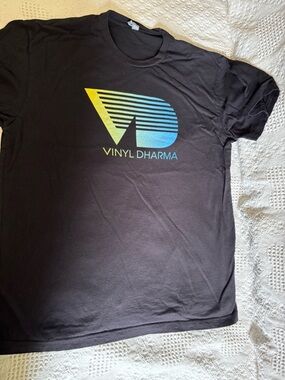 Vintage band tee Vinyl Dharma best known in Texas and from MTV Live